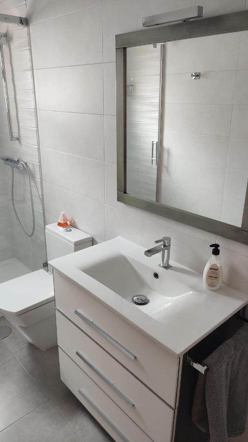 Apartamento Paseo Maritimo, Centro Torre Del Mar Bagian luar foto